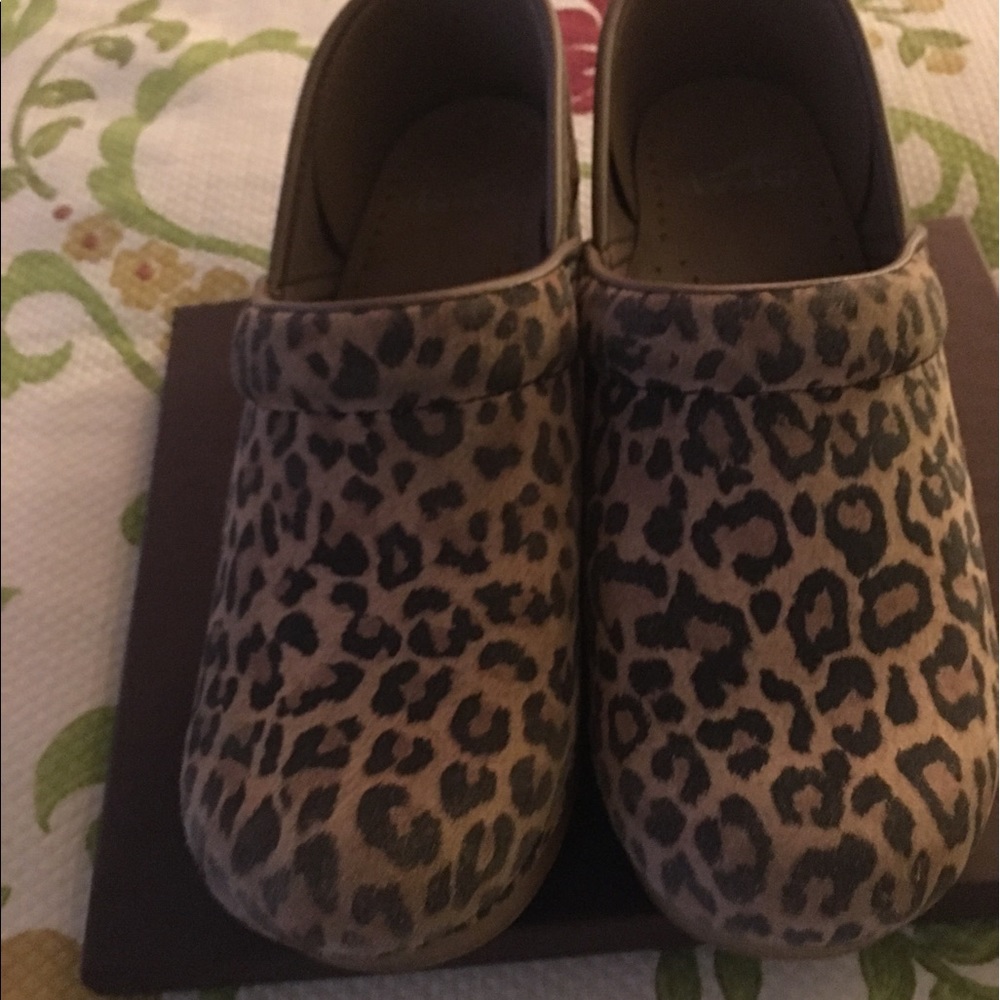 Size 39 Dansko leopard clogs